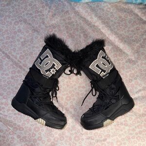 DC Women's Black Fur-Trimmed Chalet Winter Boots